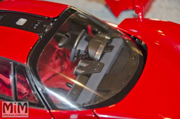 Montage Ferrari Enzo 1:10 Altaya - étape 10