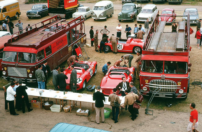 Fiat 642 RN2 Bartoletti Ferrari Transporter (1957-60)-3