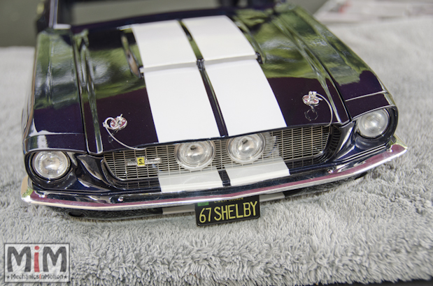 Ford Mustang Shelby GT 500 au 1:8 - le montage étape 9l