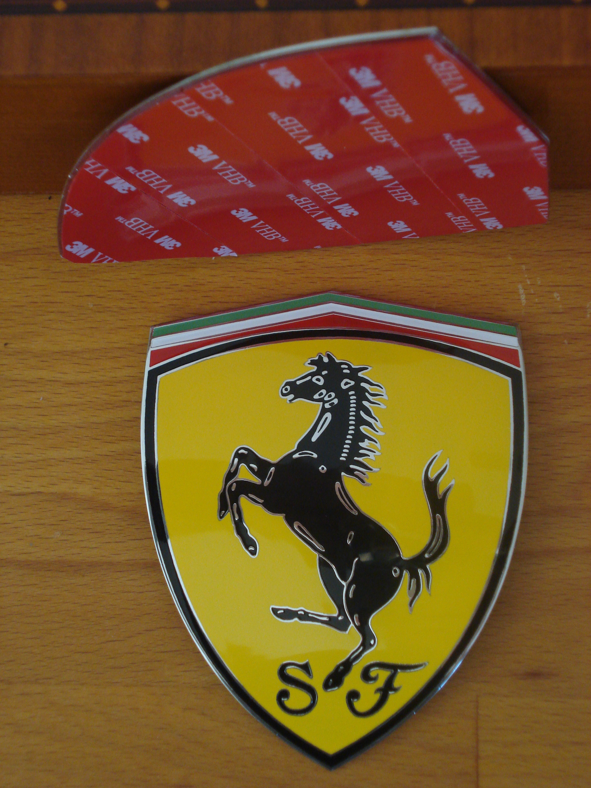 Ecussons d’aile Scuderia Ferrari