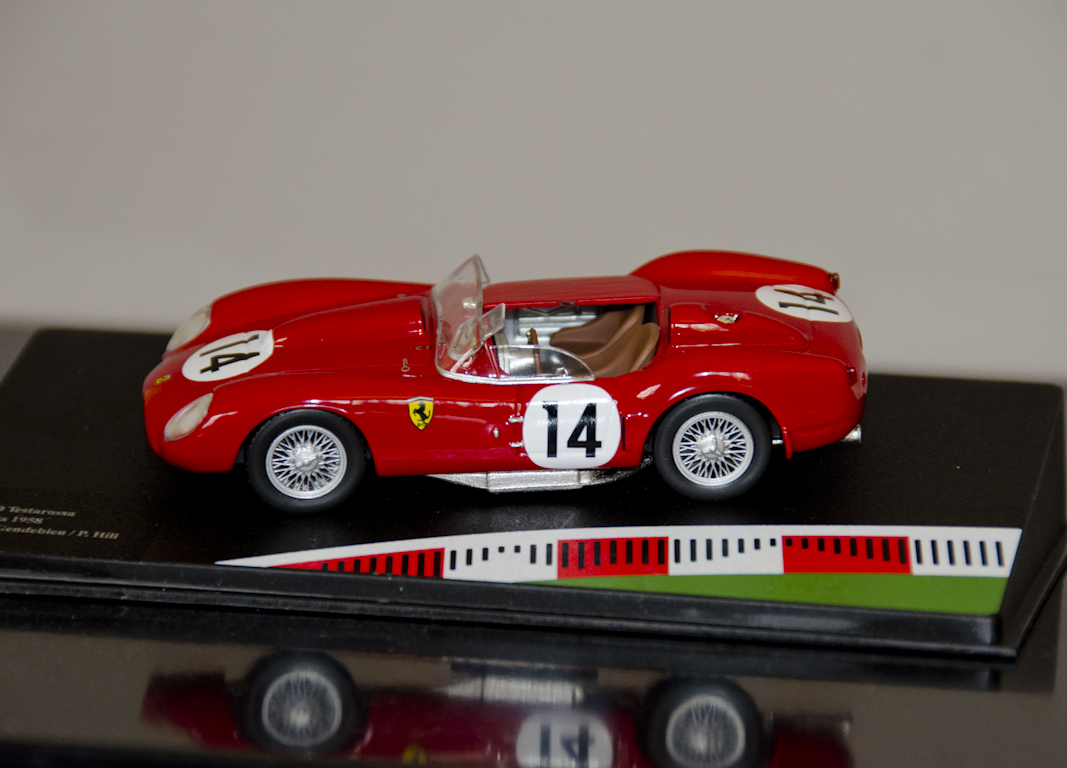 Hachette Collections Ferrari GT au 1/43ème