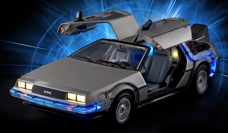 →DeLorean Retour vers le Futur au 1/8è par Eaglemoss